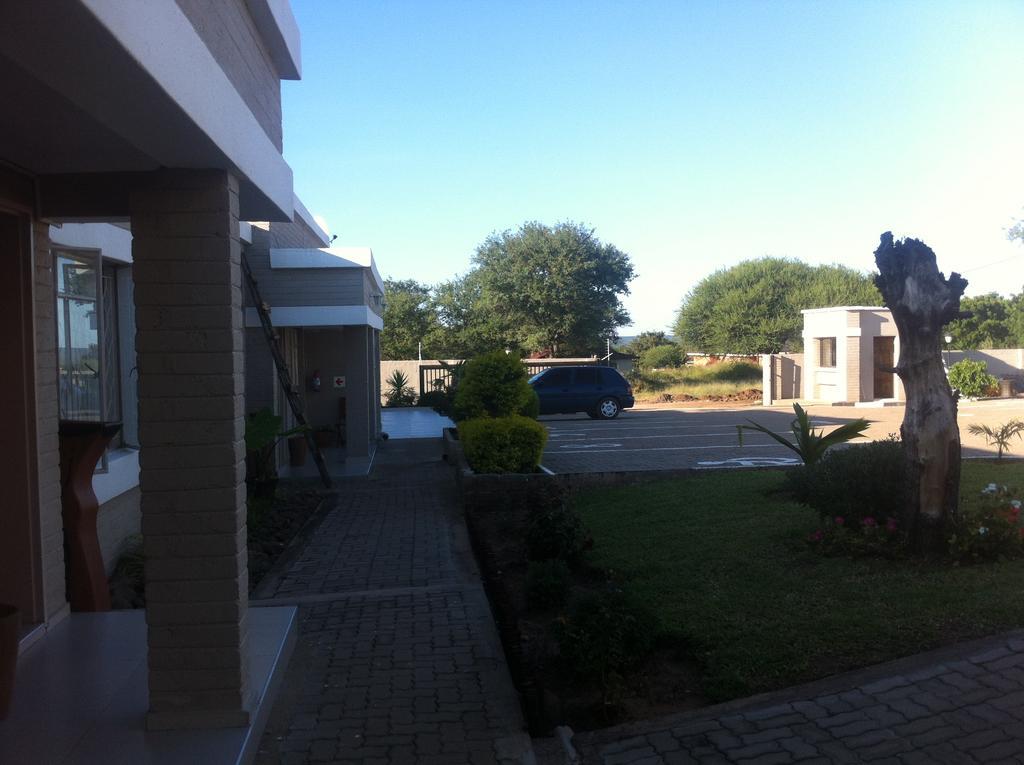 Hill View Inn Serowe Εξωτερικό φωτογραφία