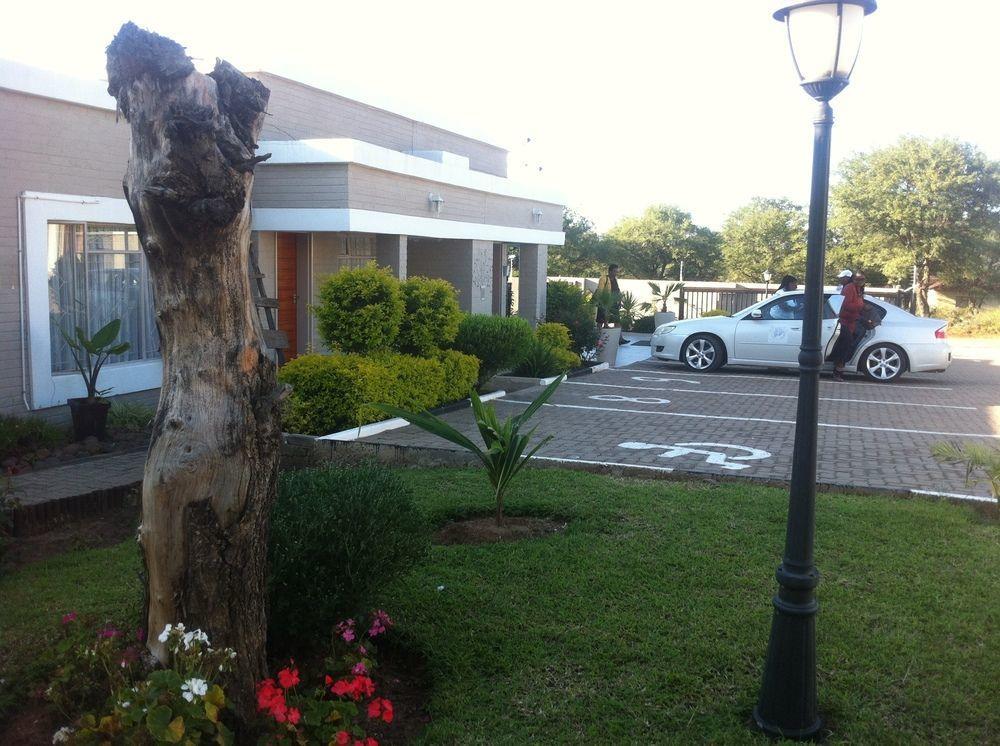 Hill View Inn Serowe Εξωτερικό φωτογραφία