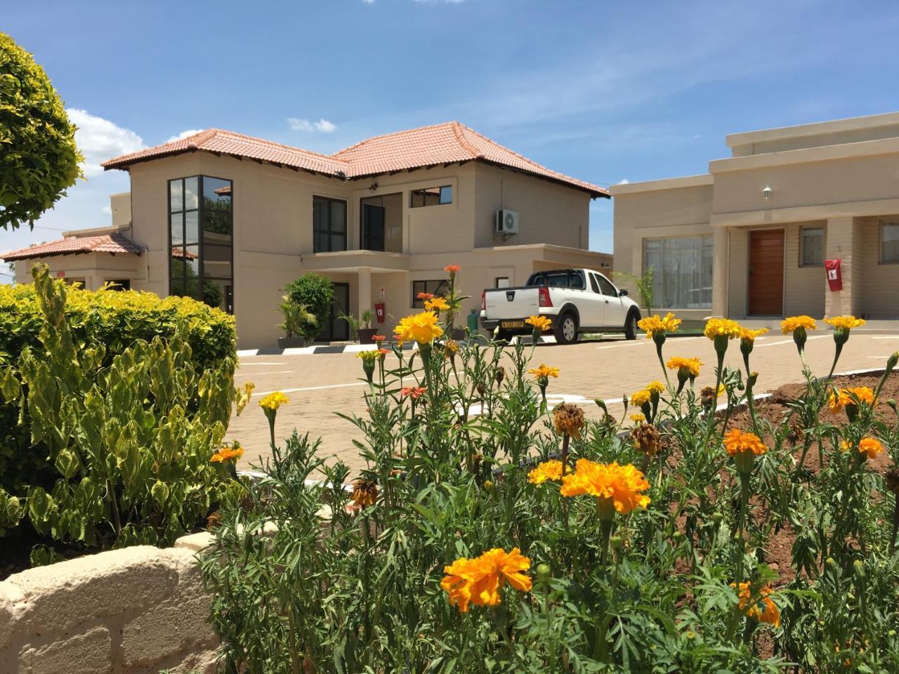 Hill View Inn Serowe Εξωτερικό φωτογραφία